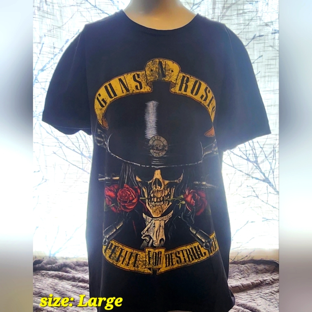 Guns and roses tee shirt